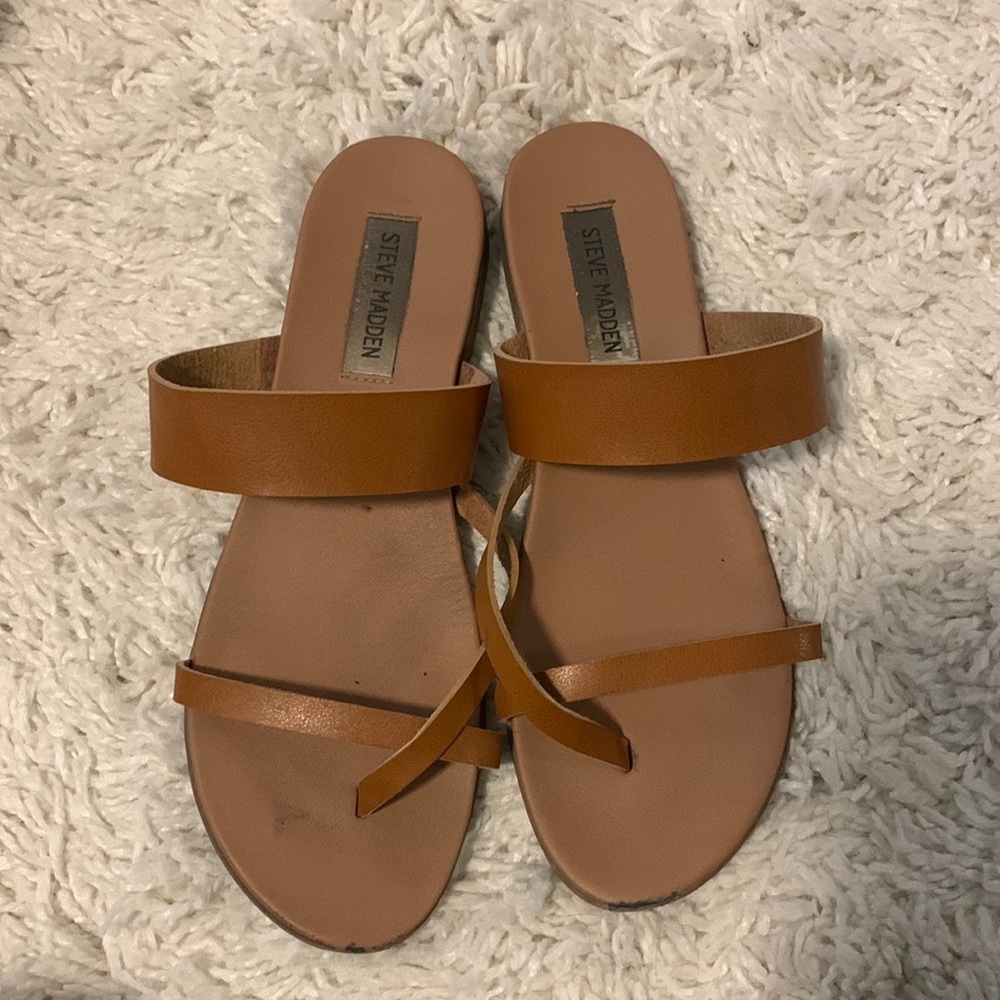 STEVE MADDEN SANDALS